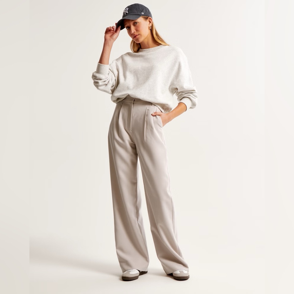 Abercrombie & Fitch Sloane Tailored Wide Leg Pants - Size Medium